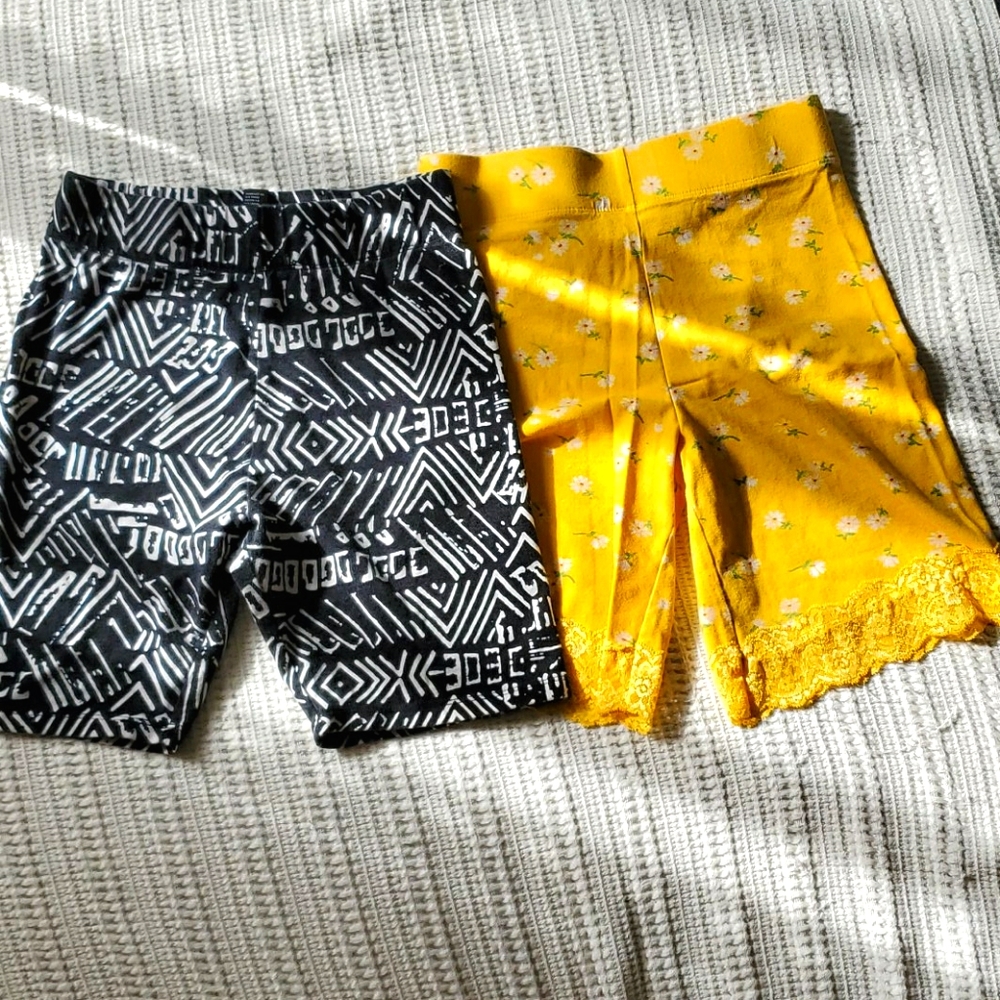 ❤️2x$15 print biker shorts.